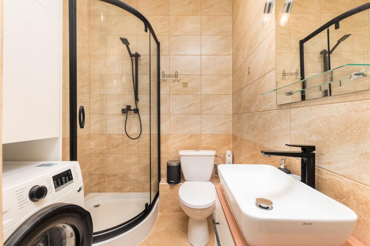 Marszalkowska 16A By Homeprime Warsaw Exterior photo